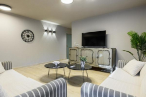 Louloudis Apartment